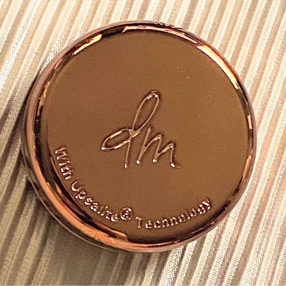 Danessa Myricks Beauty Yummy Skin Blurring Balm Powder Universal 6g